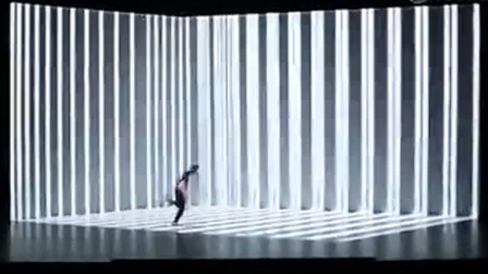 随境投影让现代舞表演刮起了3D风暴