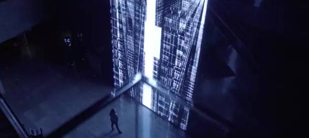 巨型 LED 灯光墙像一个通往未来的跑道