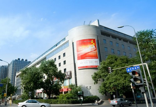 户外传媒需求爆发 显示行业的模式挑战 1.jpg