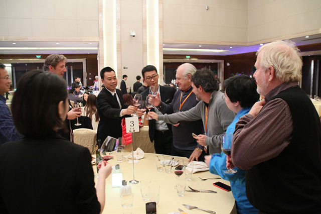 11701978.jpg 11701978.jpg