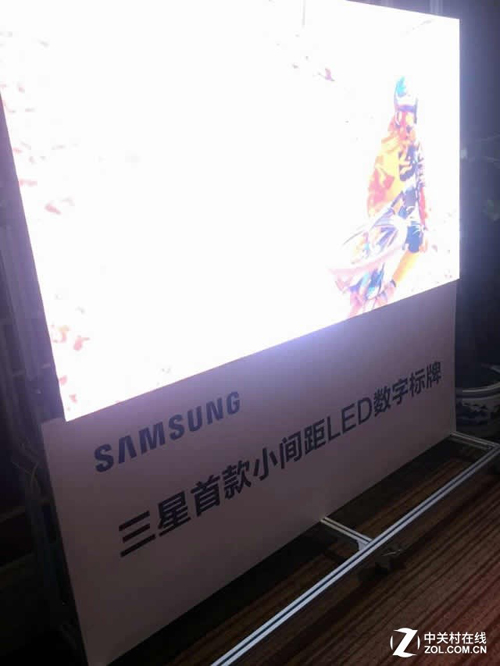 谍照曝光：三星推首款小间距LED显示屏.jpg