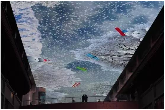 是谁把LED天空艺术做得这样牛 2.png