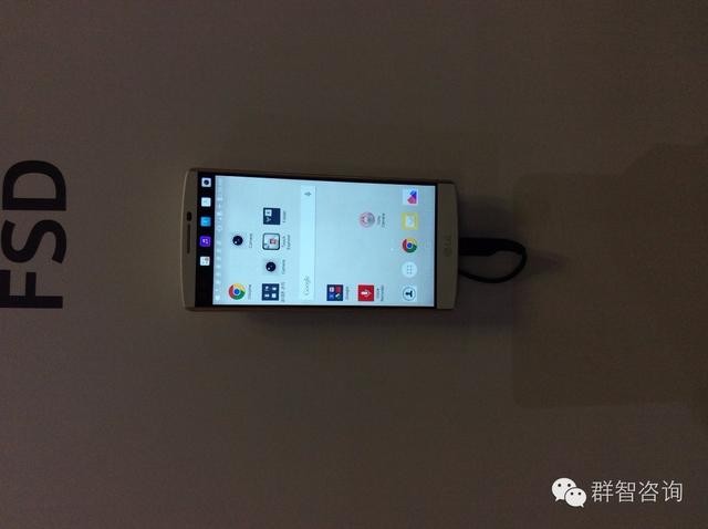 国内外面板厂都展了哪些黑科技？4.jpg