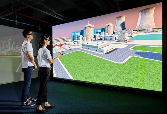 联建光电与VR “VR+教育”现场演示.jpg