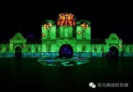 看2016悉尼灯光音乐节的大型户外投影秀 5.jpeg