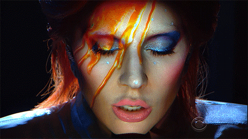 Lady Gaga x Intel脸部3D投影视觉盛宴 1.gif