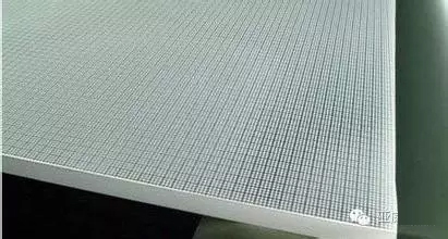 LG柔性OLED疯狂开产 国内首个导光板光电玻璃项目动工 2.jpg