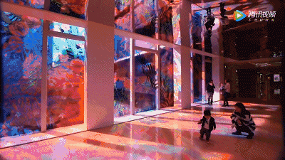 最“神”外国老头，居然在上海造了一个有魔法的花园 1.gif