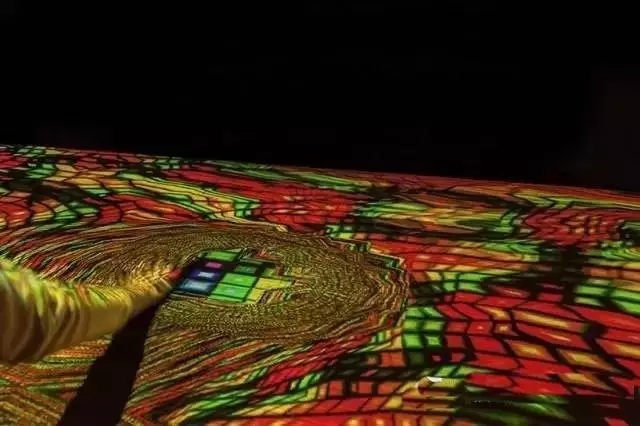 最“神”外国老头，居然在上海造了一个有魔法的花园 11.webp.jpg