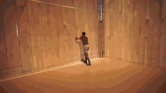 裸眼看到“真实的世界” 2.gif