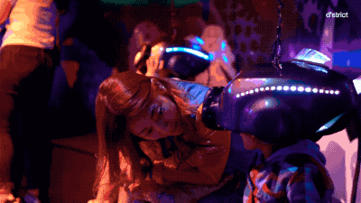 带你走进一个迷人的海洋世界 7.gif