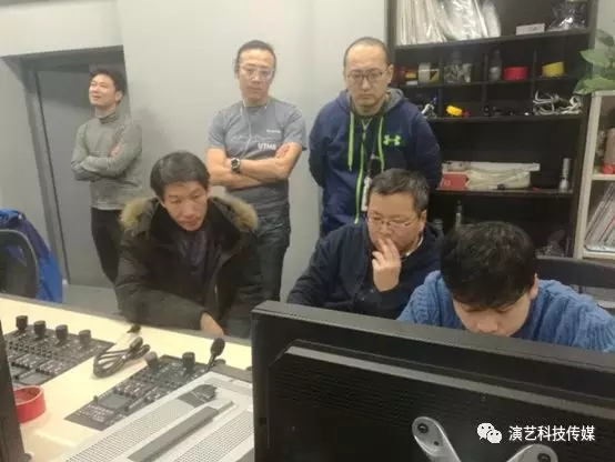 技术控看央视狗年春晚，舞美灯光音视频机械原来是这样“造”的 6.webp.jpg