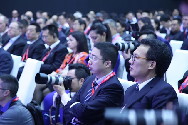 Soccerex全球足球产业峰会盛大开幕，洲明助力体育显示产业爆发 2.webp.jpg