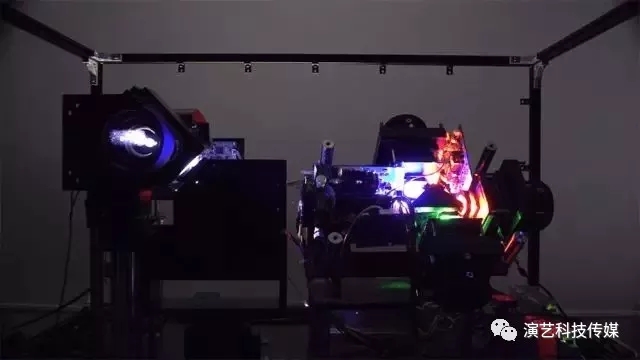 可以进行3D空间实时捕捉 这投影技术到底有多牛 1.webp.jpg