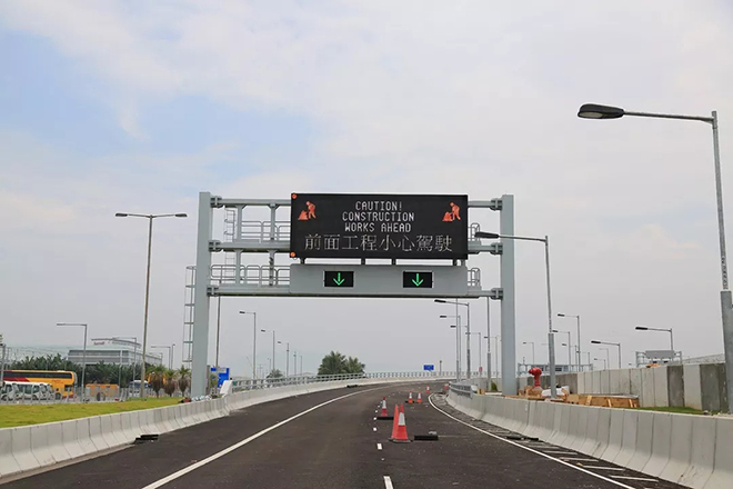 佛山青松助力世纪工程—港珠澳大桥通车运营 4.webp.jpg