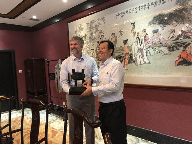 美国达科与国星RGB事业部达成深度合作意向 3.png