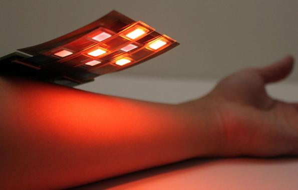 加州大学伯克利分校研发柔性OLED传感器 1.jpg