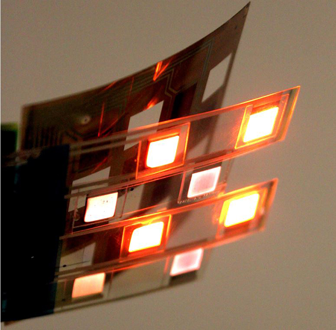 加州大学伯克利分校研发柔性OLED传感器 2.jpg