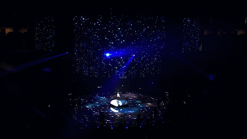 看完这几场演唱就知道，LED显示才是当之无愧的舞台“C位” 2.gif