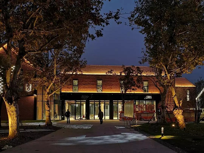 蔷薇助力上海城市更新！长三角路演中心完美“亮灯” 7.webp.jpg