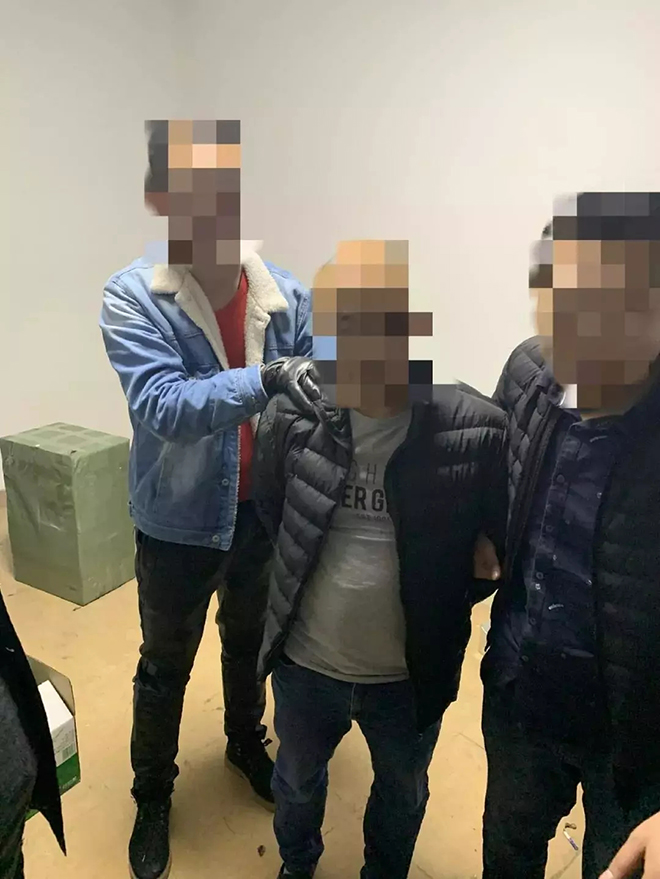 雷士照明联合警方打假，破获1.45亿假冒案 1.webp.jpg