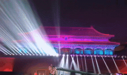 虚拟现实时代下的建筑学：无沉浸不体验 33.gif