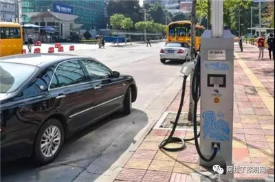 近期全国各地智慧灯杆落地项目一览 1.jpg