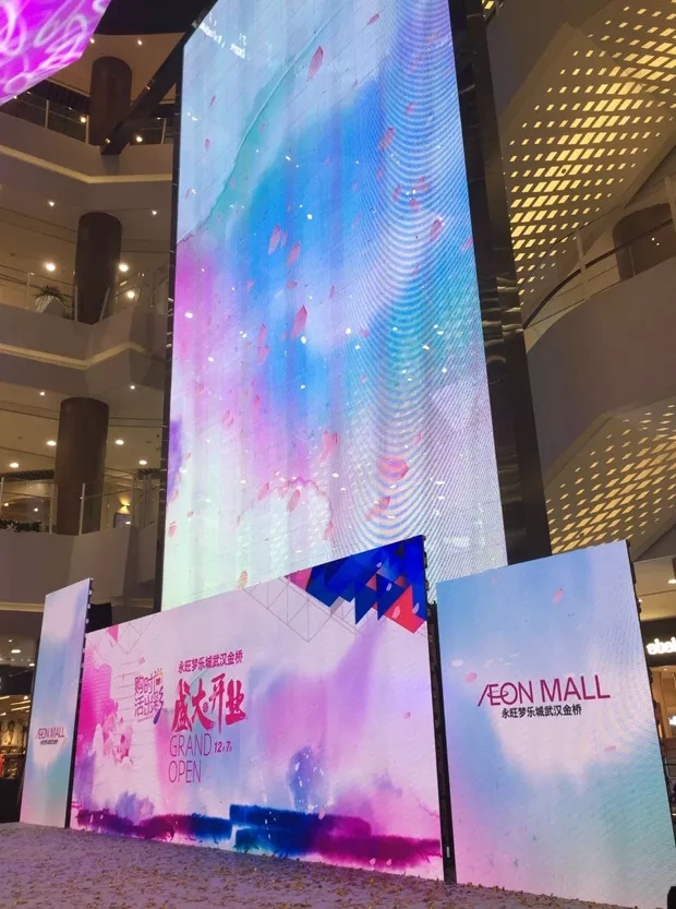 这面3层楼高的壹品玉屏，带火这座16万㎡购物中心的线下营销 5.webp.jpg