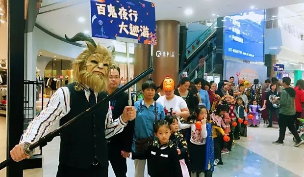 这面3层楼高的壹品玉屏，带火这座16万㎡购物中心的线下营销 9.webp.jpg