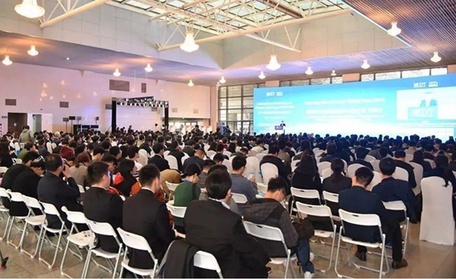 集创北方获*佳创新显示组件奖金奖 3.webp.jpg