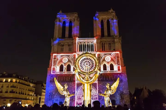 重温巴黎圣母院灯光秀 17.webp.jpg