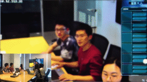 高清互动会议，智能AI加持 1.gif