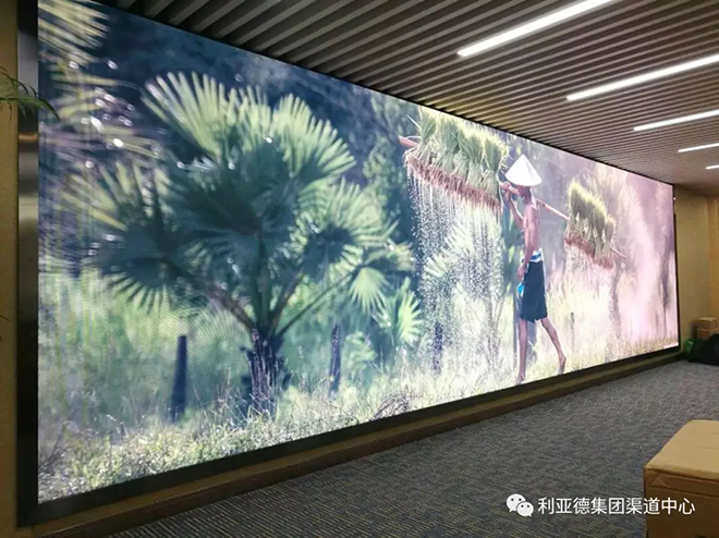 高端小间距，卓越显非凡 13.webp.jpg