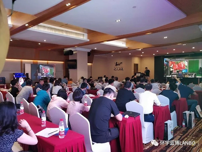 《百家讲坛》济南站告一段落，下一站郑州待起航 2.webp.jpg