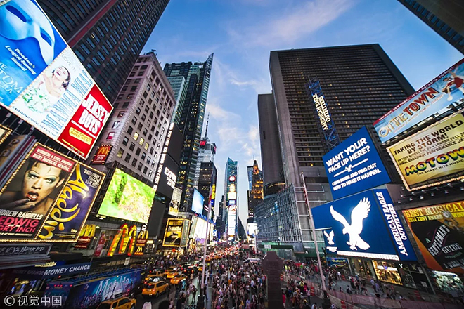 户外广告是给在户外的人看还是给刷手机的人看 4.webp.jpg