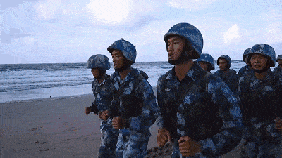“屏”实力惊艳，强力巨彩闪耀军运会赛场 1.gif