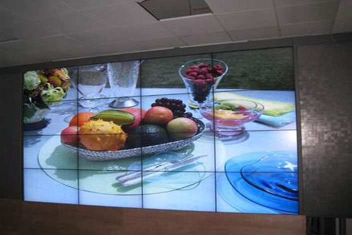 重庆凤城监狱监控中心超窄边液晶拼接屏_创维