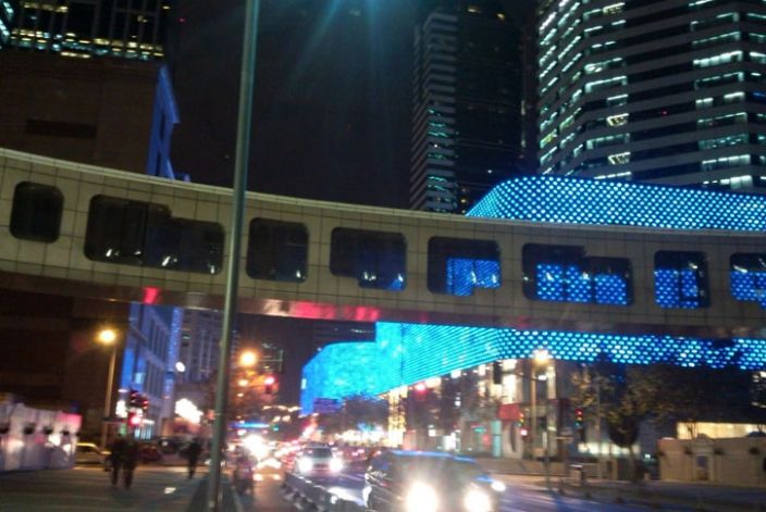 上海香港广场户外全彩LED显示屏大屏幕_慧明