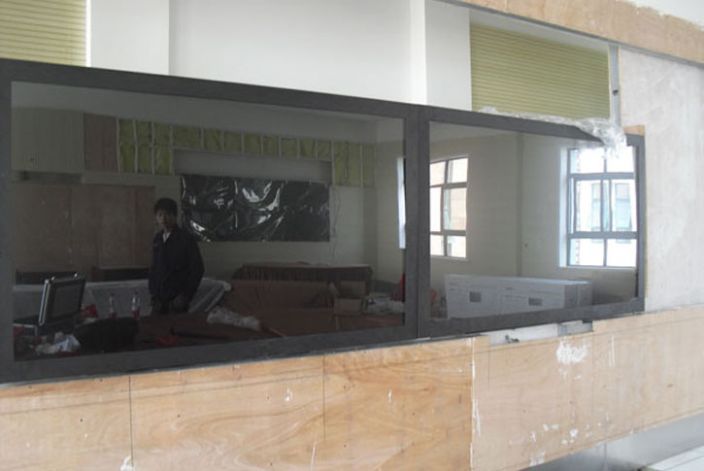 上海奉贤气象局液晶广告机_上海仙视电子有限