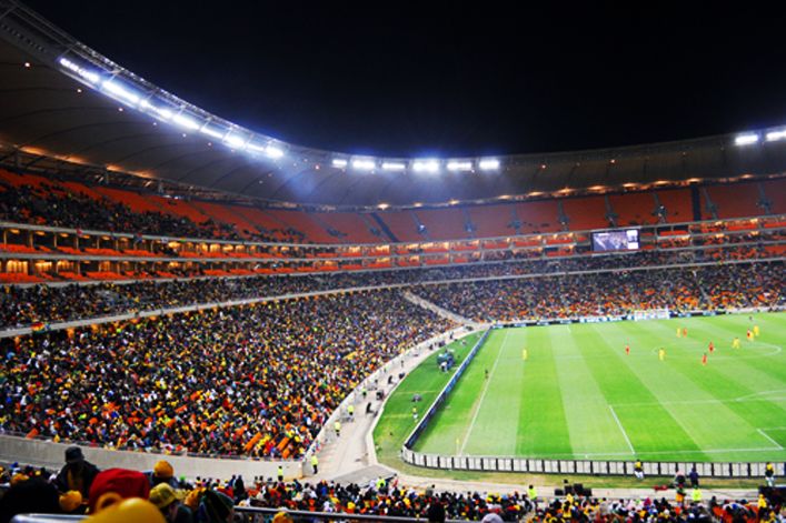  南非足球 城体育场和德班球场照明工程_惠州雷