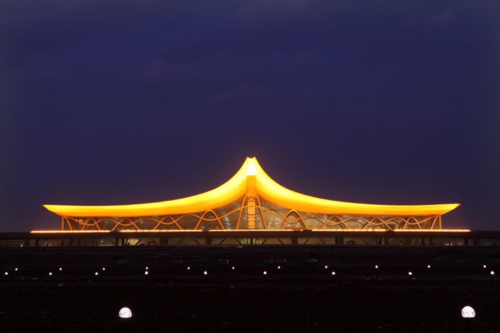 昆明长水国际机场灯光及照明景观工程_上海广茂达光艺科技股份有限公司_led照明_工程案例_业绩榜