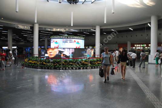 上海市人民广场地铁站室内全彩LED显示屏_深圳市联建光电股份有限公司_大屏幕显示业绩榜