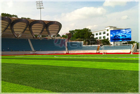 广东梅州市体育场馆足球场户外LED显示屏_深